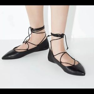 Black leather. Pointed toe flat. Zara